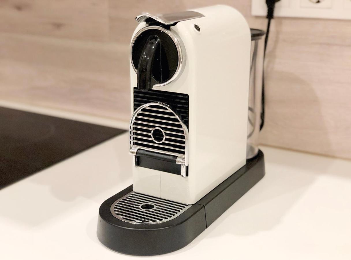 부다페스트 Akacfa 62 Dowtown 2Br Wifi+Ac 아파트 외부 사진